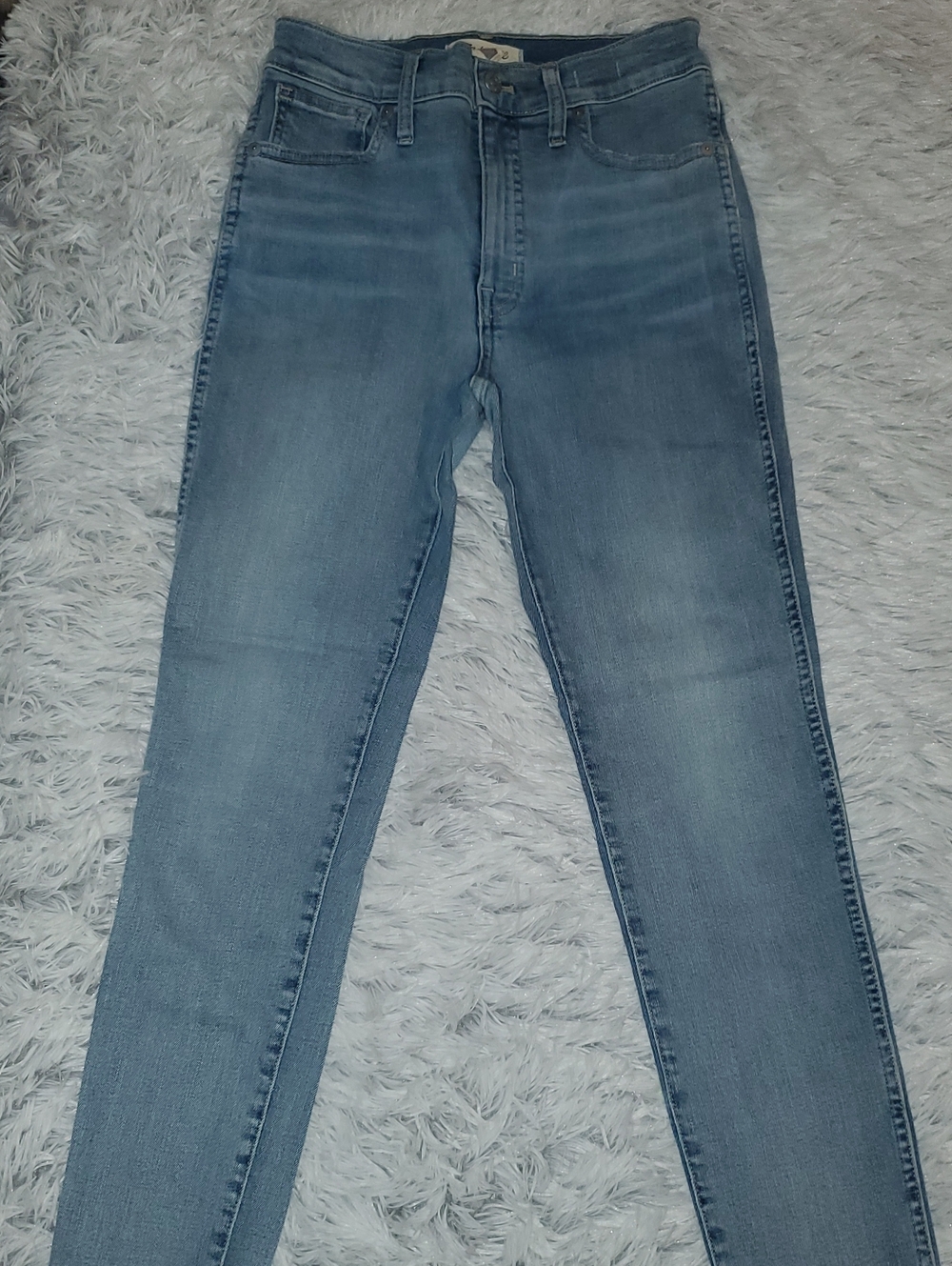 *Madewell Light Blue 10" High Rise Skinny Jeans*